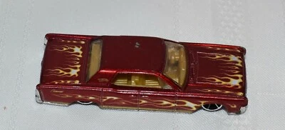 Hot Wheels Red '64 Continental с желтым пламенем, сделано в Малайзии - Изображение 1 из 4