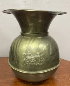 Union Pacific Railroad Brass Spittoon Cuspidor – Vintage Train Collectible - Picture 1 of 7