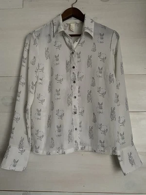 H&M White & Gray Rabbit Print Women’s Button Down Shirt Size 4 - Image 1 of 4