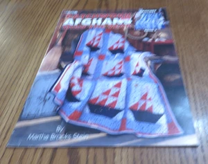 Crochet Pattern Booklet Patchwork Afghans Thru the Year  2001 - Picture 1 of 6