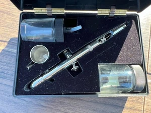 Badger Air-Brush Co. 155-1 Anthem Airbrush Set mit Zubehör - Bild 1 von 3