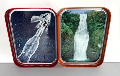 Original 2x Coca Cola Vintage Tablett Wasserfall Segelboot 28x22 cm 90er Blech - Bild 1 von 4