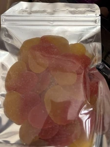 Süßigkeiten Gummibonbons 6 Oz Beutel Saure Pfirsich Herzen Gourmet Mix Süßigkeiten Gummibärchen - Bild 1 von 2