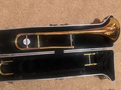 Trombón Yamaha YSL‐200AD usado toca bien Foto 1 de 3