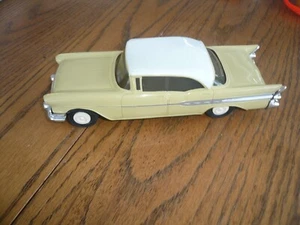 1957 PONTIAC Star Chief 4 DR DEALER PROMO Friction CAR - - Lt Chartreuse & White - Picture 1 of 5