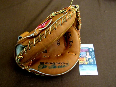 JOE TORRE WSC YANKEES HOF MANAGER SIGNED AUTO RAWLINGS RCM33 CATCHERS MITT JSA - Image 1 of 4