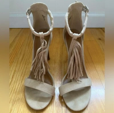 Tacón borla cuero gamuza tostado Charlotte Russe vintage talla US 6 Foto 1 de 4