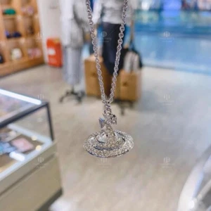Vivienne Westwood PINA SMALL ORB PENDANT SILVER-TONE With original packaging - Picture 1 of 4