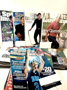 Lot of 36 Sports Illustrated Magazine 2000-2001 / 4 Tiger Woods Covers - Picture 1 of 7