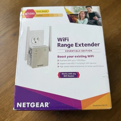 NETGEAR AC1200 Dual Band WiFi Range Extender - Image 1 of 4