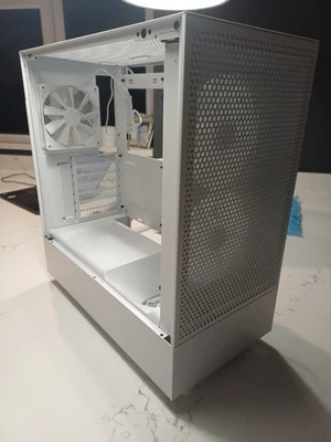 NZXT H5 Flow RGB Mid Tower Case - White - Image 1 of 4