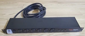 Cyber Power CPS1215RMS Parasurtenseur monté en rack 12 prises 120V/15A - Photo 1/11