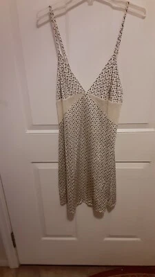  Camisola/Slip CALVIN KLEIN CK Talla Mediana Crean y Negro Cuadros Abstractos y Encaje  Foto 1 de 4