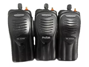 Kenwood TK-3200 VHF Portable Radio - Picture 1 of 4