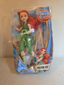Poison Ivy 12" Actionfigur Puppe aus DC Super Hero Girls Collection - Bild 1 von 8