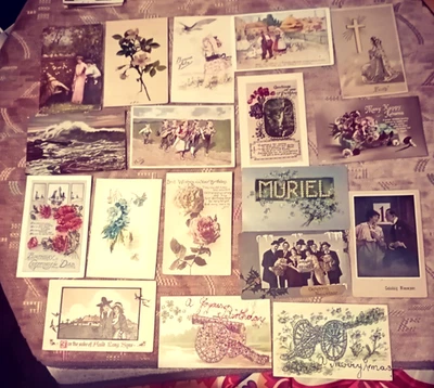 VINTAGE POSTCARDS X 18 ASSORTED GREETINGS 26/8 - Image 1 of 2
