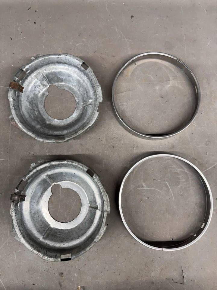 1940-1957 Chevy BelAir грузовик фары крепление ковш ободок отделка кольцо фары - Изображение 1 из 4