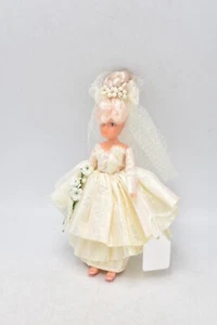Vintage 1970s Simba Doll – Twistable Waist – Wedding Dress – 18cm - Picture 1 of 24