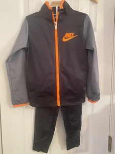 Boy’s Nike Tracksuit - Size 4-5 - Picture 1 of 10