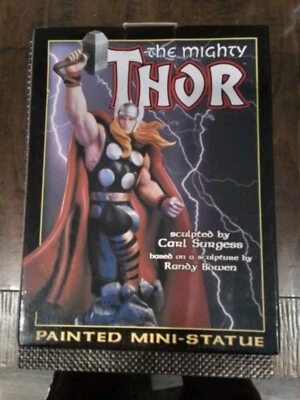 The Mighty Thor - Mini estatua pintada #5417/5500 - Bowen Designs - Marvel  Foto 1 de 3