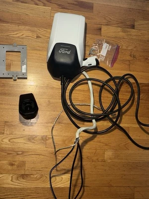 Ford Connected Charge Station EV Charging Charger 48A - Image 1 of 4