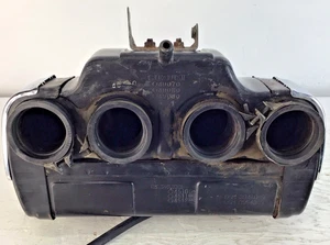 1982 Suzuki GS1100G S20707. Air Box Filter Housing w/ Boots & Clamps side covers - Bild 1 von 18