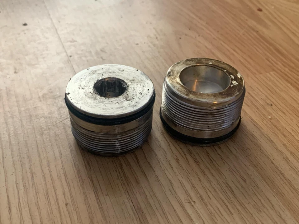 Derbi senda R SHOWA MK2 fork upper caps - Image 1 of 1