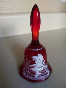 "CAMPANA ROJA DE VIDRIO WESTMORLAND MARY GREGORY PINTADA A MANO FIRMADA 5"" × 3" - Imagen 1 de 7