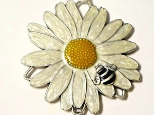 SONNENBLUME MIT BIENEN ~ SCHÖNE SILBERFARBENE EMAILLE SONNENBLUME 2 1/2" ORNAMENT - Bild 1 von 4