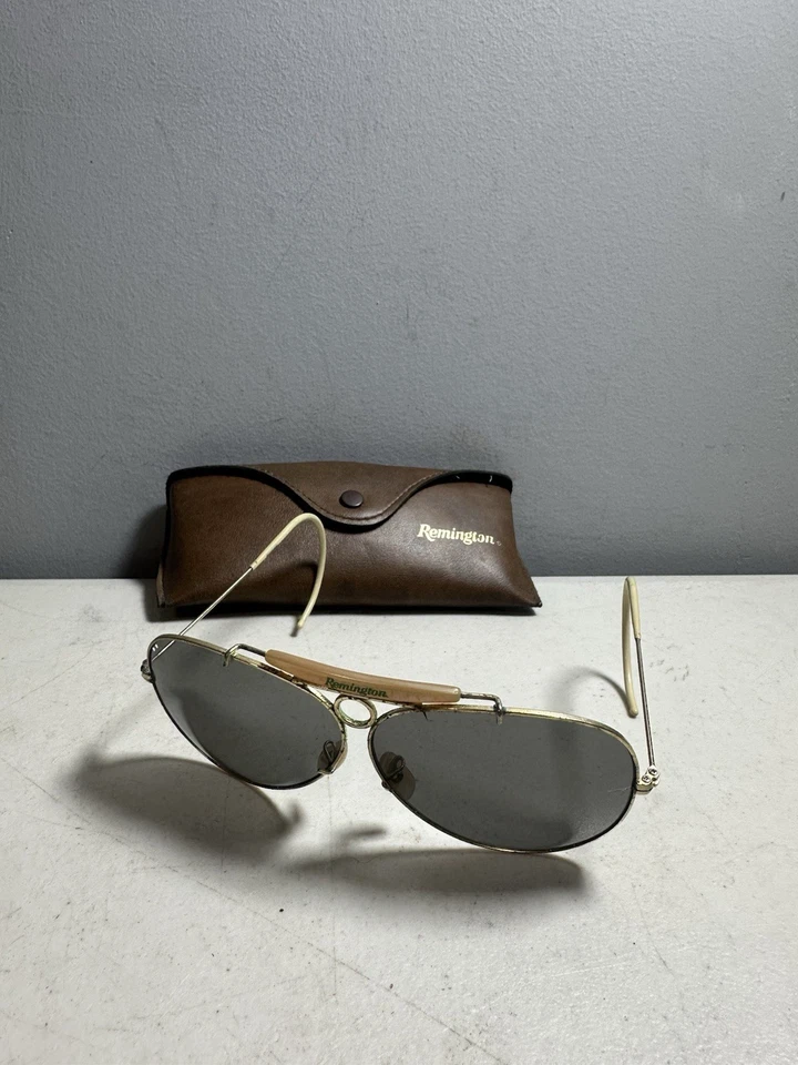 Óculos de Tiro Aviador Vintage Remington com Orelha Laço e Estojo Original - Imagem 1 de 4