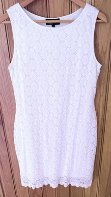 Ronni Nicole White Eyelet Sleeveless Dress Size 12 - Image 1 of 4