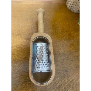 Sagaform Nature Grater Oak and Stainless Steel - Picture 1 of 12