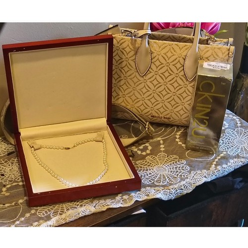 Designer Bundle Borsa Michael Kors nuova con etichette collana di perle in oro 18 carati sigillata CK Perf