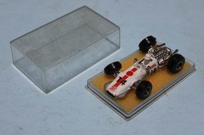 CHAMPION HONDA RA 301 (ROSSO) S. 1:66? MOLTO BUONO BOX - Immagine 1 di 2