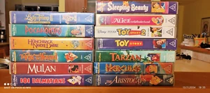 Lot of 13 Walt Disney Limited Release VHS PAL Video Tapes Movies Animated - Imagen 1 de 4