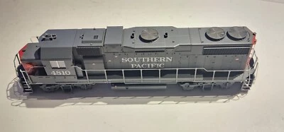 Life-Like HO Scale GP38-2 Diesel Southern Pacific #4810 - Image 1 of 4