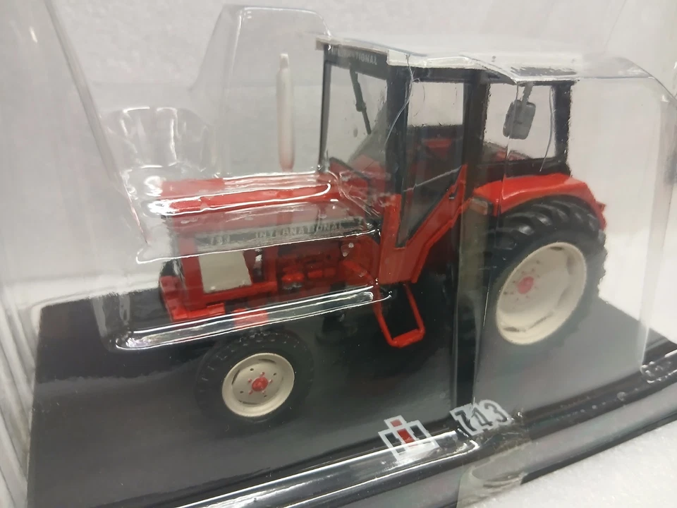 Replicagri 195 Trattore HI International 743 1/32 - Immagine 1 di 3