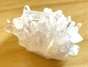Small But Powerful Quartz Cluster Healing Stone - 16g - C112 - Picture 1 of 15