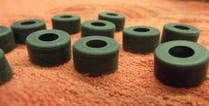 4 new BLACK RUBBER BUMPERS FOR CANDY SCALES - Picture 1 of 3