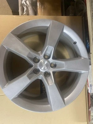 10-12 Chevy Camaro, OEM, 20" X 9" Wheel Rim (Rear), Part #92230894/92230893 - Image 1 of 4