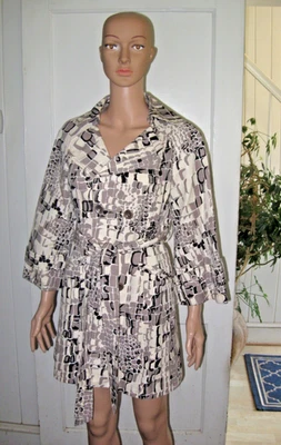 NANETTE LEPORE Women's Short Geometric Tan/Gray/Black Trench Coat Sz 8 - Image 1 of 4