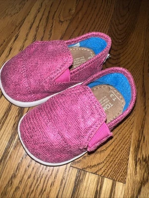 Toms infant Size 3 Dark Pink Glittery Closure Infant Size T3 Girl - Image 1 of 4