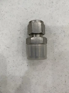 Parker Stainless Steel 1/2" Compression X 3/4" Male Straight NPT - Picture 1 of 2