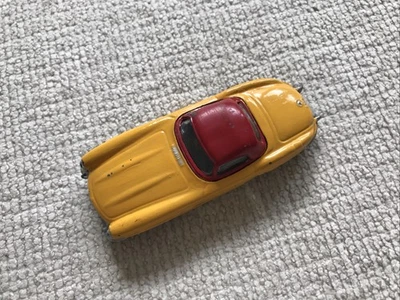 Corgi Toys Mercedes 300 SL Roadster gelb rot 60er Jahre Made in Great Britain - Bild 1 von 4