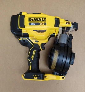 [Open-Box] (DCN45RNB) Chiodatrice per tetti a bobina senza fili DeWalt 20V MAX 15° - Foto 1 di 4