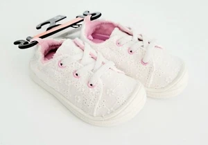 WN Baby Toddler Girls White Lace Pink Casual Bump Toe Sneakers Shoes Size 5 New - Picture 1 of 8