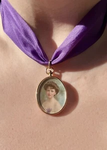 ANTIQUE • Art Nouveau 9ct Rose Gold Guache Miniature Maiden Portrait Pendant - Picture 1 of 5