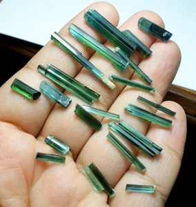 52cts Beautiful Green Colors Tourmaline Rough Grade Top Quality Fantastic Luster - Picture 1 of 3