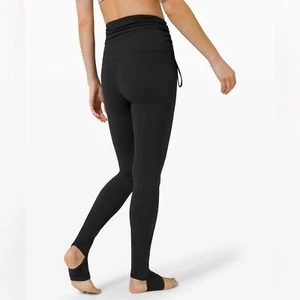 Pantaloni Lululemon Hug your Core Super Hi-Rise 31" Nero Yoga Stirrup Allenamento Casual - Foto 1 di 13