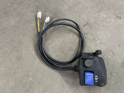 Interruptor de barra esquerda Yamaha RS Vector GT Nytro 06 07 08 09 2006 2007 2008 2009 fabricante de equipamento original - Imagem 1 de 3